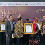 Pemred Media Sudut Pandang Umi Sjarifah Raih Anugerah SMSI 2026